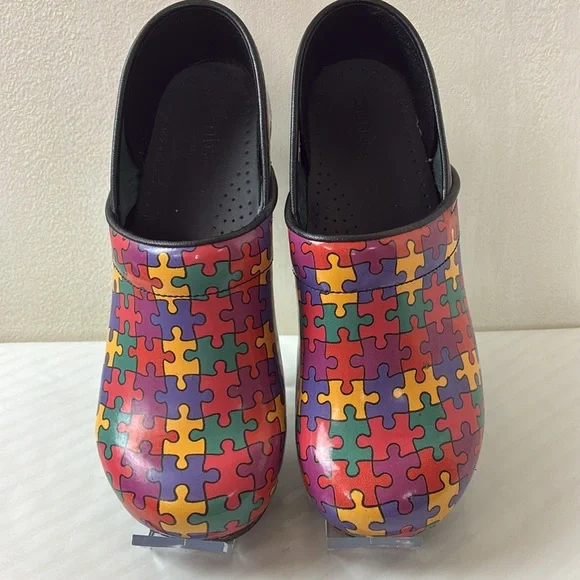 Women’s Sanita Professional Aspire Patent Clogs for Autism Awareness 40 - Picture 3 of 9